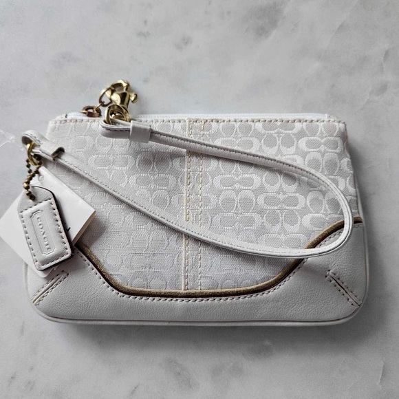 Coach Wristlet - Picture 5 of 7